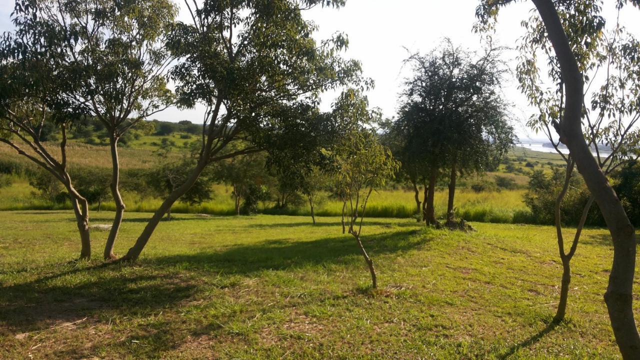 Parkside Safari Lodge Pakwach المظهر الخارجي الصورة