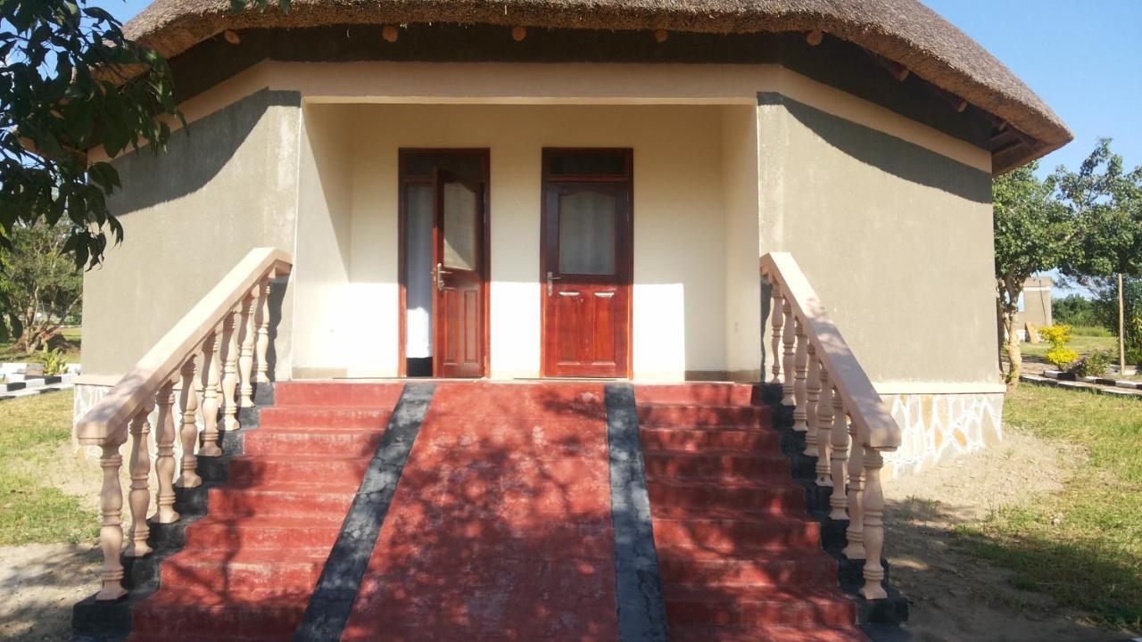 Parkside Safari Lodge Pakwach المظهر الخارجي الصورة